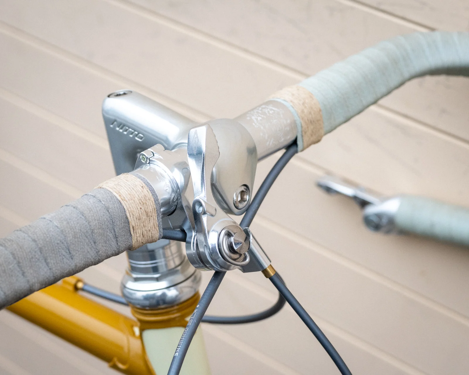 54cm Hillborne - Demo - Mustard - Image 5