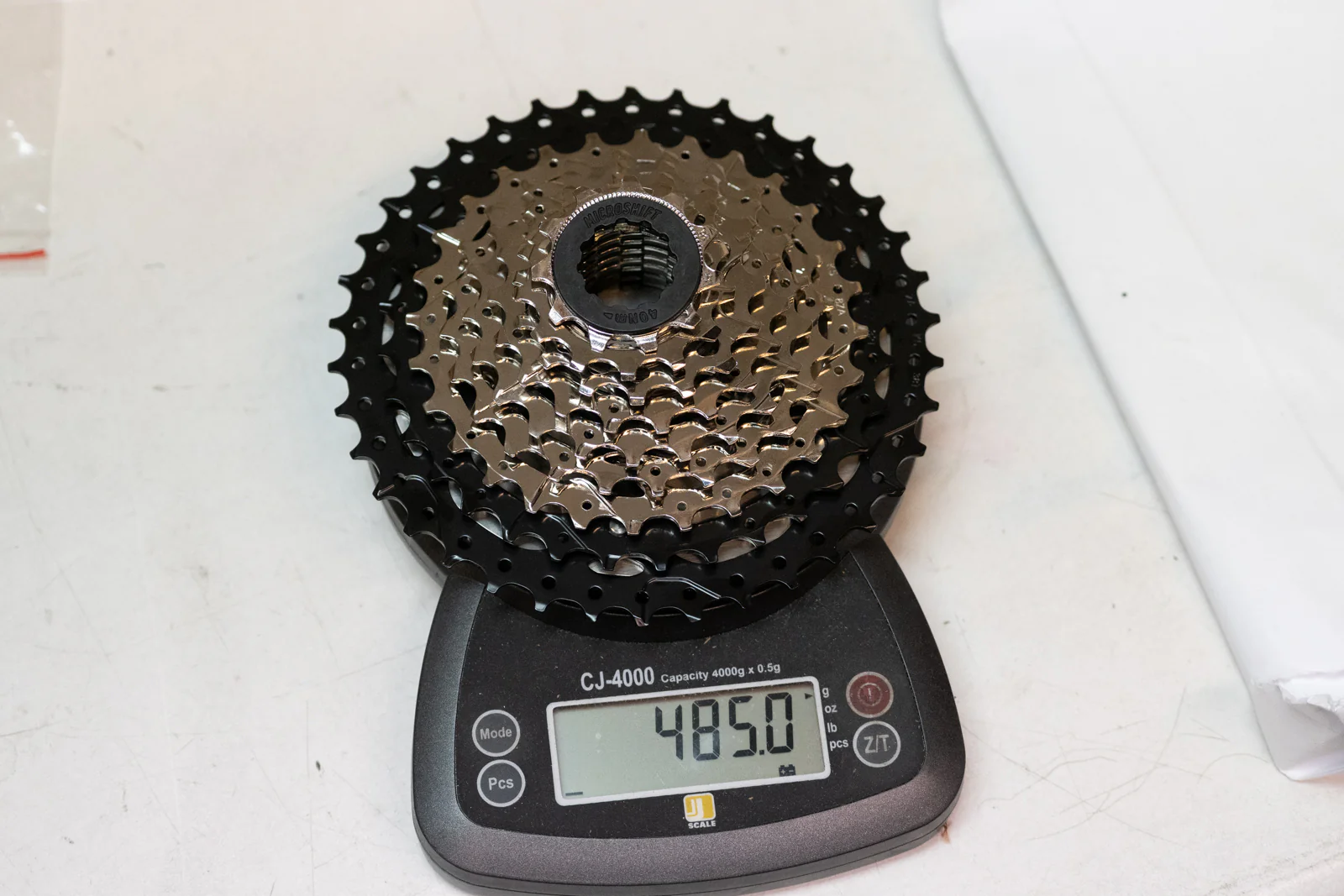 Cassettes - Microshift 9 speed - Image 7