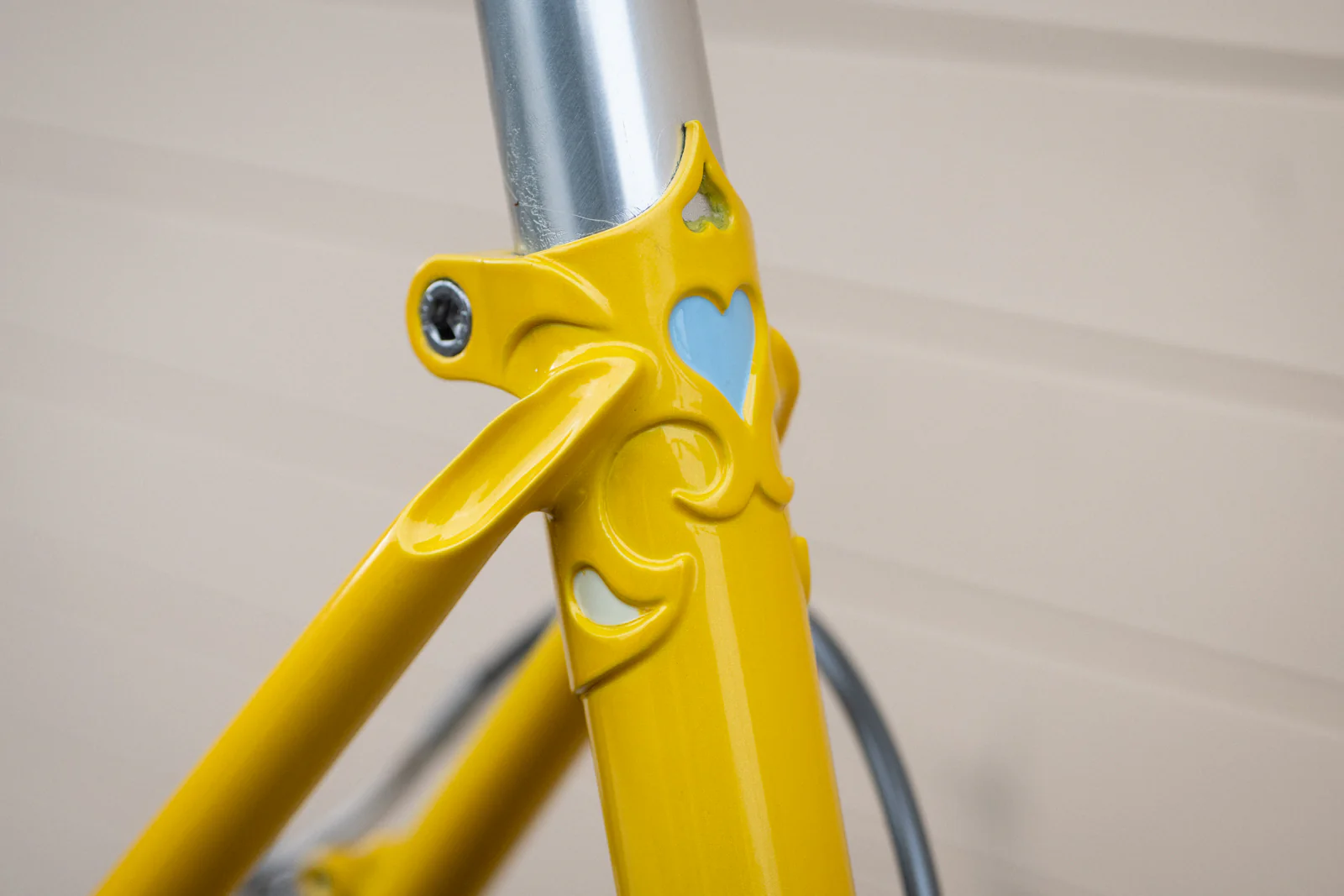 Complete Bike - YelloWolleY Presale Starts @ 12pm PST - Image 4