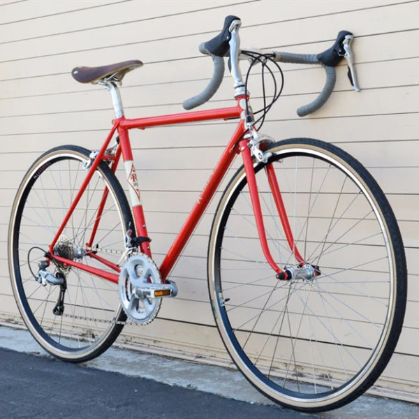 Roadeo - Hot Red 51cm